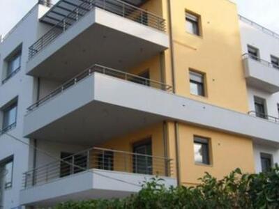 Διαχειριστής κλείδωσε τους ενοίκους μέσα...