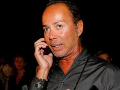 Ο Λάκης Γαβαλάς φορά δύο σουτιέν! ΔΕΙΤΕ ΦΩΤΟ 