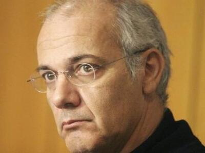  Κιμούλης: «Δανείστηκα από επτά φίλους γ...