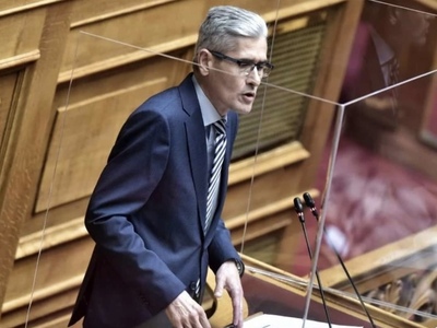 Ο Άγγελος Τσιγκρής ζητά τη δημιουργία στ...