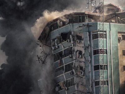 Γάζα: Ισραηλινές βόμβες ισοπέδωσαν κτίρι...
