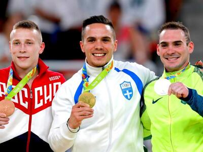 Τα συγχαρητήρια των πολιτικών αρχηγών στ...