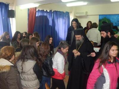 Πάτρα: Ο Μητροπολίτης Χρυσόστομος ευλόγη...