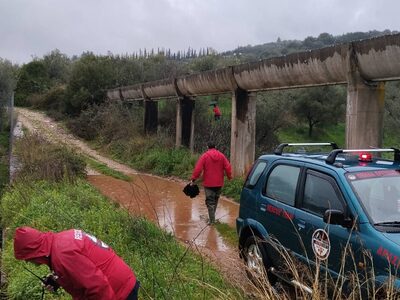 Αγρίνιο: Κανένα ίχνος της 80χρονης- Με d...