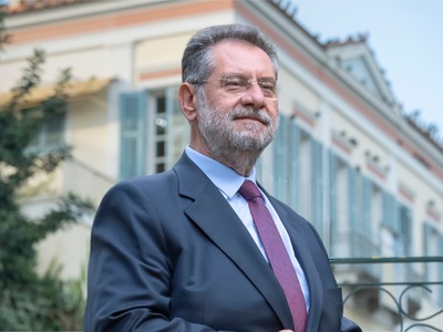 Ανδρέας Παναγιωτόπουλος: Τα μεγάλα διλήμ...