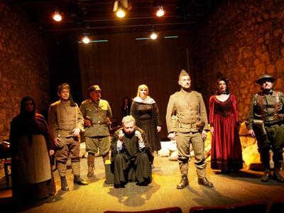 Πάτρα: Συγκίνησε το κοινό η παράσταση «Ό...