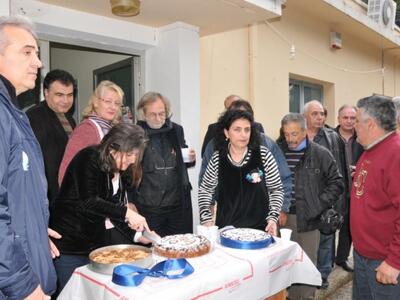 Οι εργαζόμενοι της ΕΡΤ Πάτρας κόβουν την...