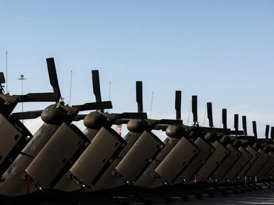 Ο Ντόναλντ Τραμπ διαψεύδει ότι οι ΗΠΑ απ...