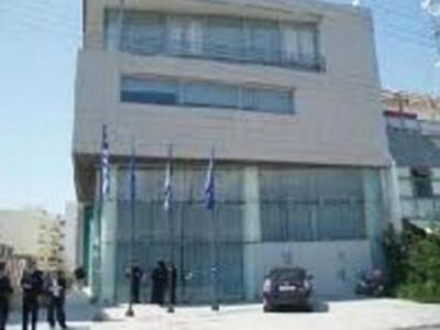 Πάτρα: Παράσταση του ΠΑΜΕ στην Περιφέρει...