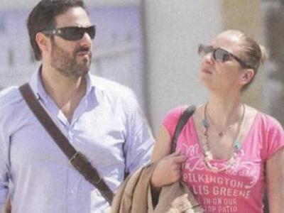 Γ. Λουκάκος: Δείτε τη γυναίκα που του έχ...