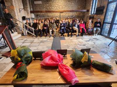 Απονομή Υποτροφιών Δήμου Αιγιαλείας στη ...