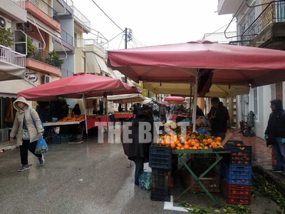 Κορωνοϊός: Πήγαμε στη λαϊκή αγορά της πλ...