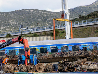 Τέμπη: Άρση του απορρήτου επικοινωνιών π...