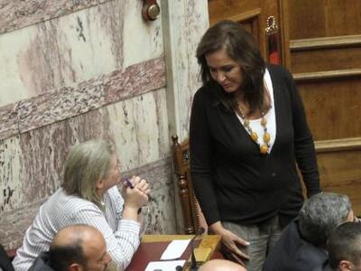 Μπακογιάννη: Εκταμίευση της δόσης, όχι ά...