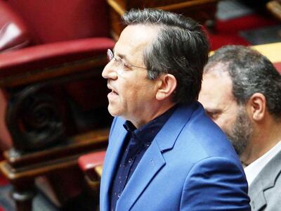 Ο Νικολόπουλος ντύνεται μόνος του! Δεν θ...