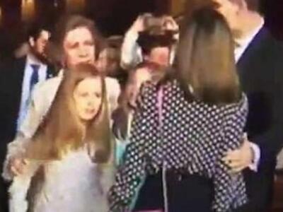 Συμβαίνει  και στις καλύτερες οικογένειε...