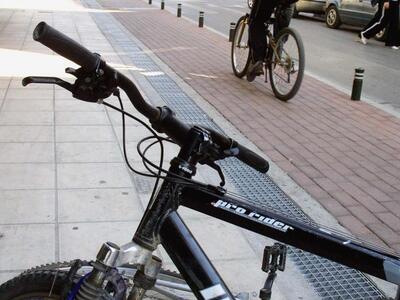 Πεζοδρομήσεις,ποδηλατόδρομοι και πάρκινκ...