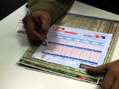 Οχτώ εκατομμύρια ευρώ μοιράζει απόψε το Τζόκερ