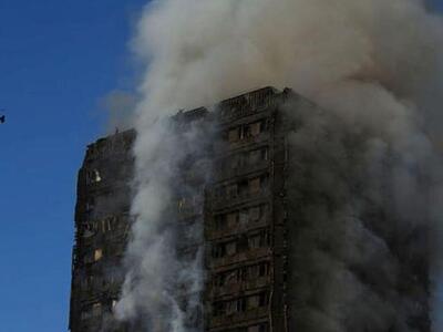 Λονδίνο: Πέταγαν τα μωρά τους από τα παρ...