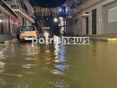 Κακοκαιρία στην Hλεία: Πλημμυρισμένοι δρόμοι και πτώσεις δέντρων-ΦΩΤΟ