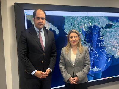 Χριστίνα Αλεξοπούλου: Συνάντηση εργασίας...