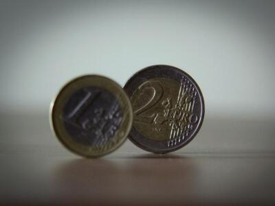 Σε ιστορικό χαμηλό τα κέρδη της Μπούντεσ...