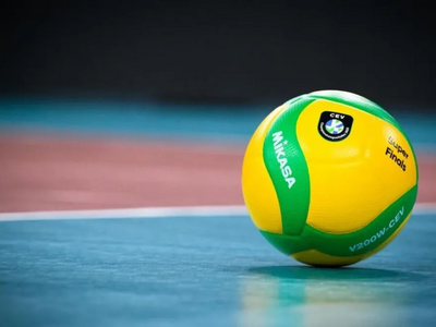 Αρνείται τα πάντα ο προπονητής βόλεϊ που...