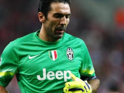 Ποδόσφαιρο: Νέο βραβείο στον Μπουφόν