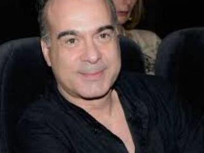 Ο Σεργουλόπουλος με τον γιο του στην εκκ...