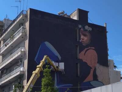 ΑΥΤΟ είναι  το νέο γκράφιτι στην οδό Καν...