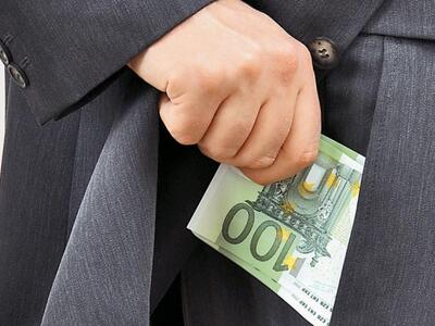 Η νέα σοδειά του ΣΔΟΕ: Ο καφετζής, η ιερ...