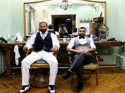 Το ελληνικό κουρείο που επισκέπτονται οι...