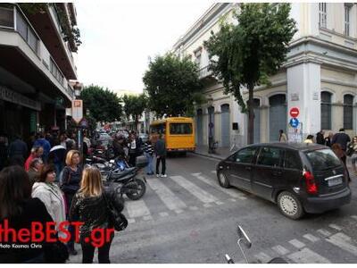 Δημοτικοί υπάλληλοι: Ο Σαμαράς έχει λύσε...