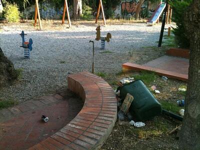 Φωνή αγωνίας από τους Ριώτες:   «Ζούμε μ...