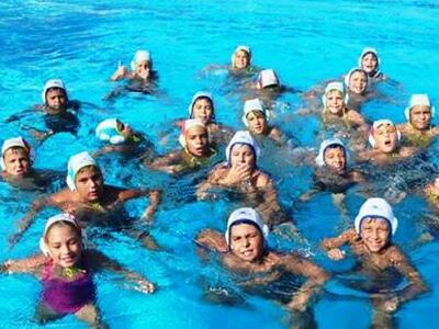 Πόλο: Απολαμβάνουν τις προπονήσεις οι μι...