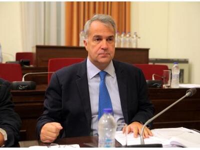 Βορίδης: «Τεράστιο βάρος για το σύστημα ...