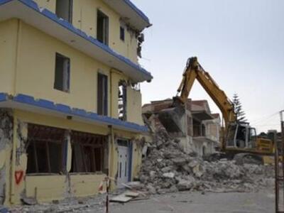 Κεφαλονιά: Έπιασαν δουλειά οι μπουλντόζε...