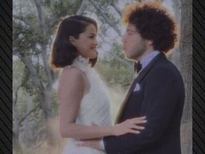 Ο παραμυθένιος γάμος της Σελένα Γκόμεζ μ...