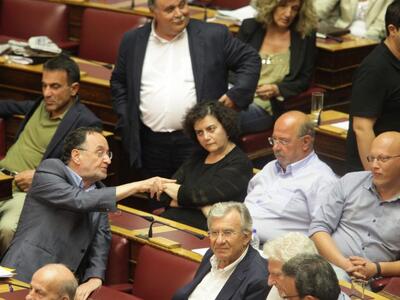 Αριστερή Πλατφόρμα: Εκβιασμός η πρόταση ...