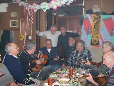 Πάτρα: Όταν οι απόκριες στο σπίτι μετατρ...