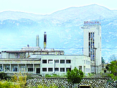 Το εργοστάσιο της Πειραϊκής - Πατραϊκής....