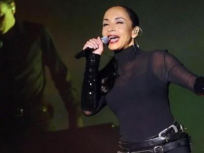 Η μεγάλη επιστροφή της τραγουδίστριας Σαντέ