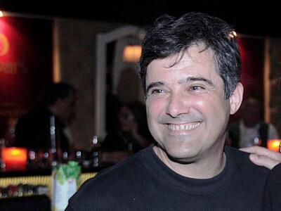 Ξετρελαμένος με την καρμπονάρα γνωστού π...