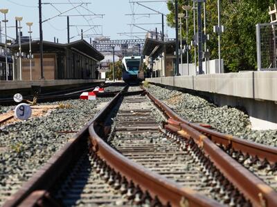 Εκτροχιάστηκε τρένο κοντά στο Δομοκό – Ά...