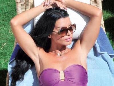 Ν. Λοτσάρη: Με τον πρώην σύζυγό της σε υδρομασάζ!