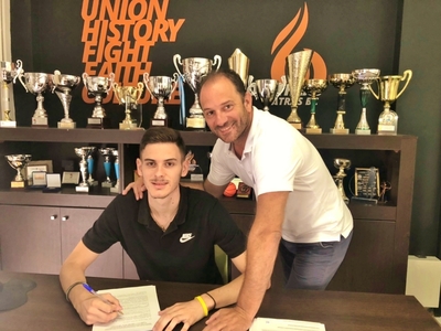 Πρώτο επαγγελματικό συμβόλαιο για τον Κω...