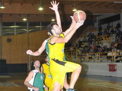 Β. Γιαννικόπουλος: "Θα συνεχίσω στο...