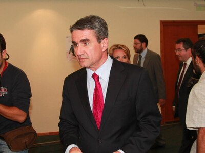 Βουλευτές ΠΑΣΟΚ προς Λοβέρδο: Μπροστά σο...