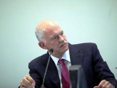 Παπανδρέου: Δεν μετανιώνω, δεν με άφησαν...