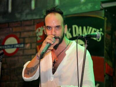 Πρεμιέρα κάνει απόψε ο Πάνος Μουζουράκης